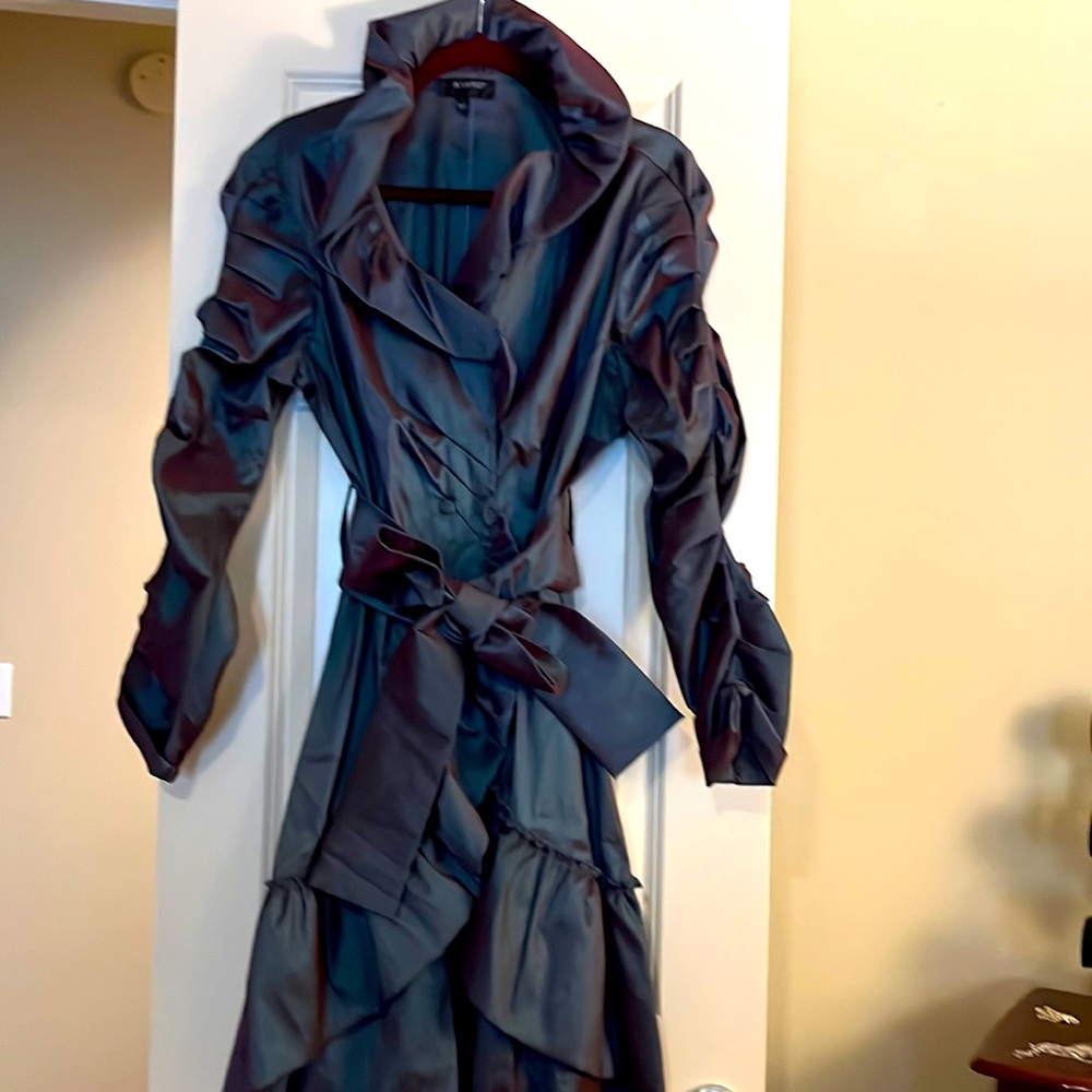 Iridescent trench coat with ruched sleeves